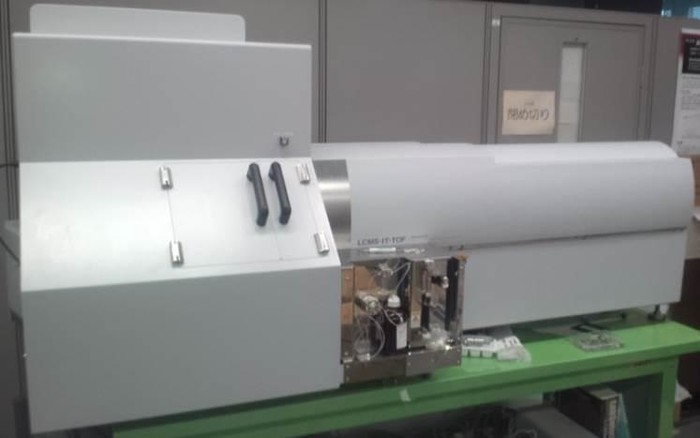 MALDI-IT-TOF型顕微質量分析装置の画像1