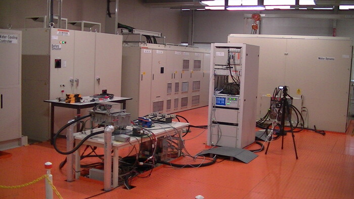 インバータモータ評価装置(モータダイナモ)の画像2