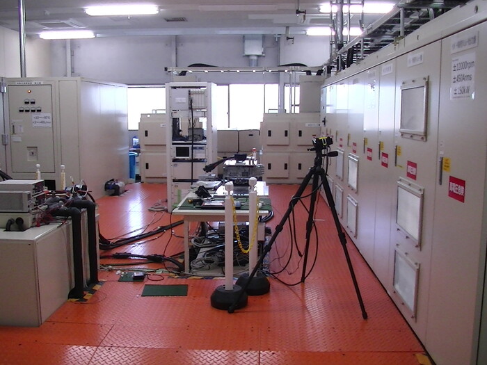 インバータ評価装置(モータシミュレータ)の画像1