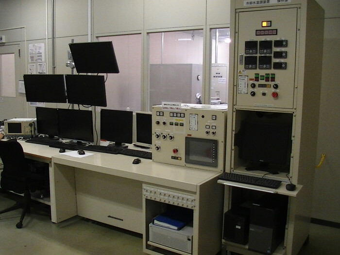 インバータ評価装置(モータシミュレータ)の画像2