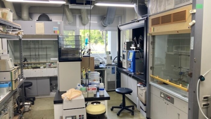 【大阪】ペプチド合成からアミノ酸の組成分析が完結できる大学のラボ（産学連携先）の画像2