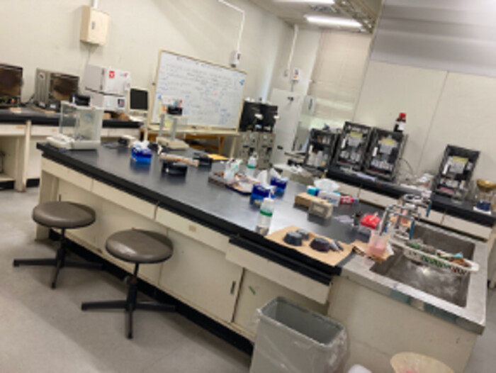 【京都】無機材料合成、物性評価などの実験ができる大学のラボ（産学連携先）の画像1