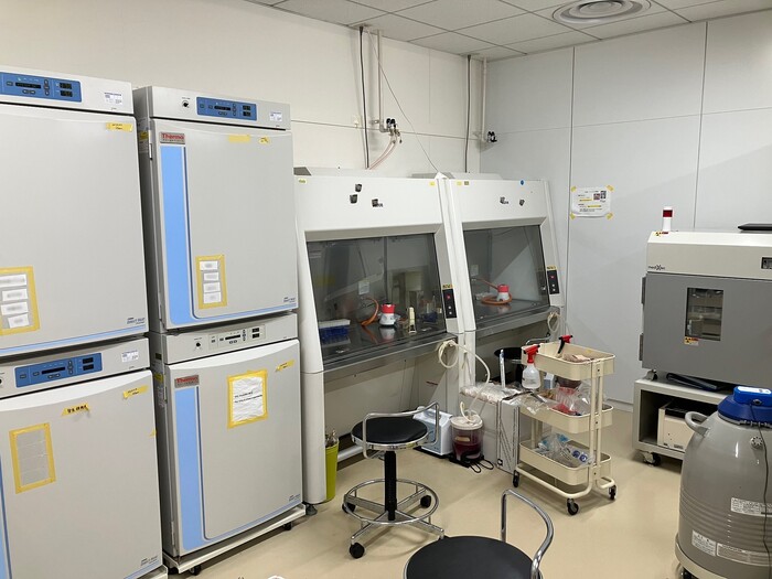 【兵庫】分子生物学の機器が充実のBSL2/P2の大学のラボ（産学連携先）の画像1