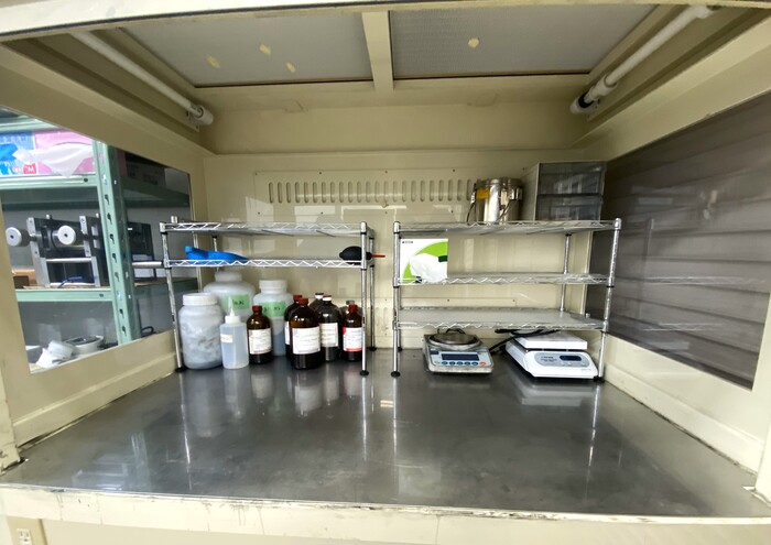 【大阪】リチウムイオン電池・キャパシタ等の二次電池の試作・実験・評価ができるレンタルラボ。グローブボックスや理化学機器、塗工機・プレス機等を完備しています。の画像4