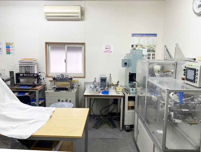 【兵庫】リチウムイオン電池の試作・加工ができるレンタルラボ。LIBの電極塗工・電極プレス・電極スリットなど対応可能です。の画像4