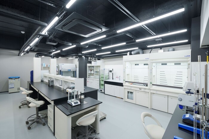 【大阪】有機合成・バイオ実験が可能なアクセス良好なラボの画像1