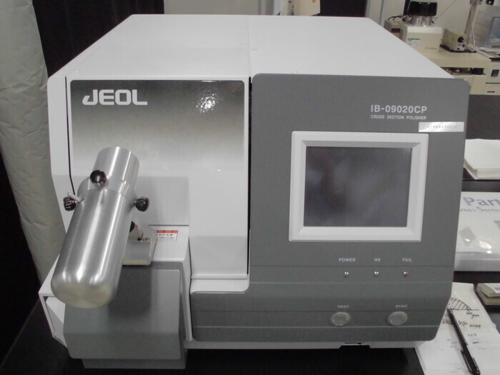 【神奈川】FIB/SEM 集束イオンビーム付き走査型電子顕微鏡の画像1