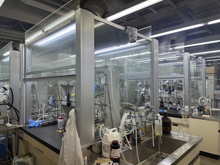 【神戸市内】有機合成から半導体有機薄膜デバイス製作まで対応可能な大学のラボ（産学連携先）の画像1